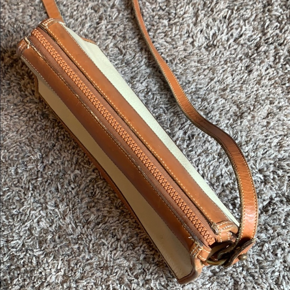 Vintage Dooney & Bourke crossbody purse - Picture 4 of 16